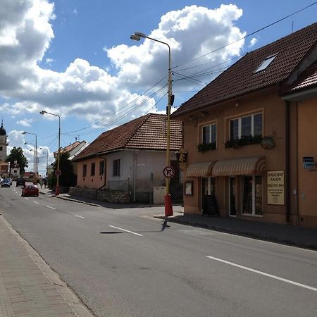 Asso Penzion Bojnice Exteriör bild
